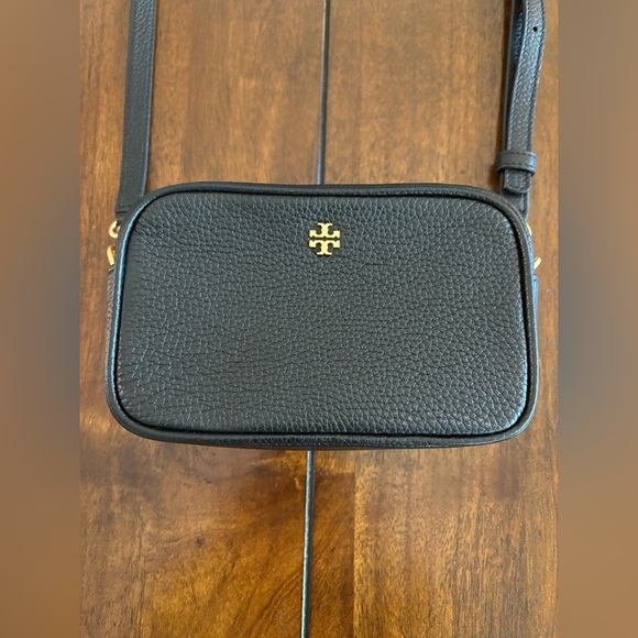 Tory Burch Blake mini camera bag - Picture 2 of 8